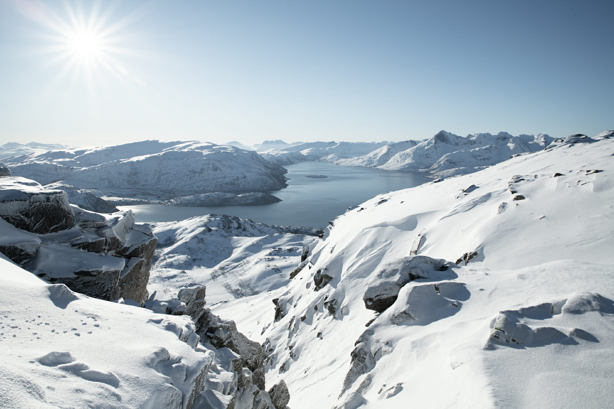 Ascension du Nordtinden en raquette