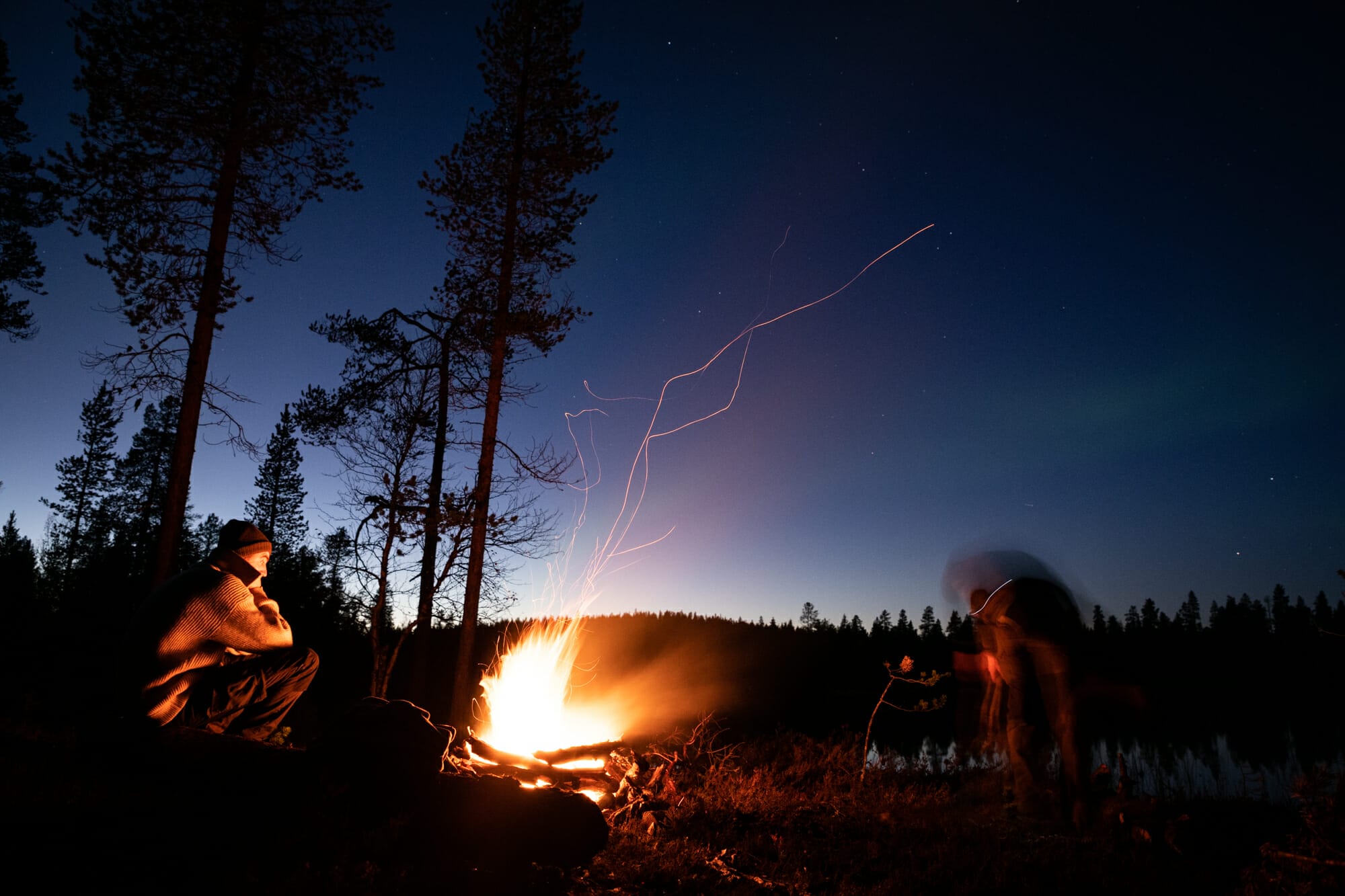 bivouac sous les aurores boréales en Laponie finlandaise