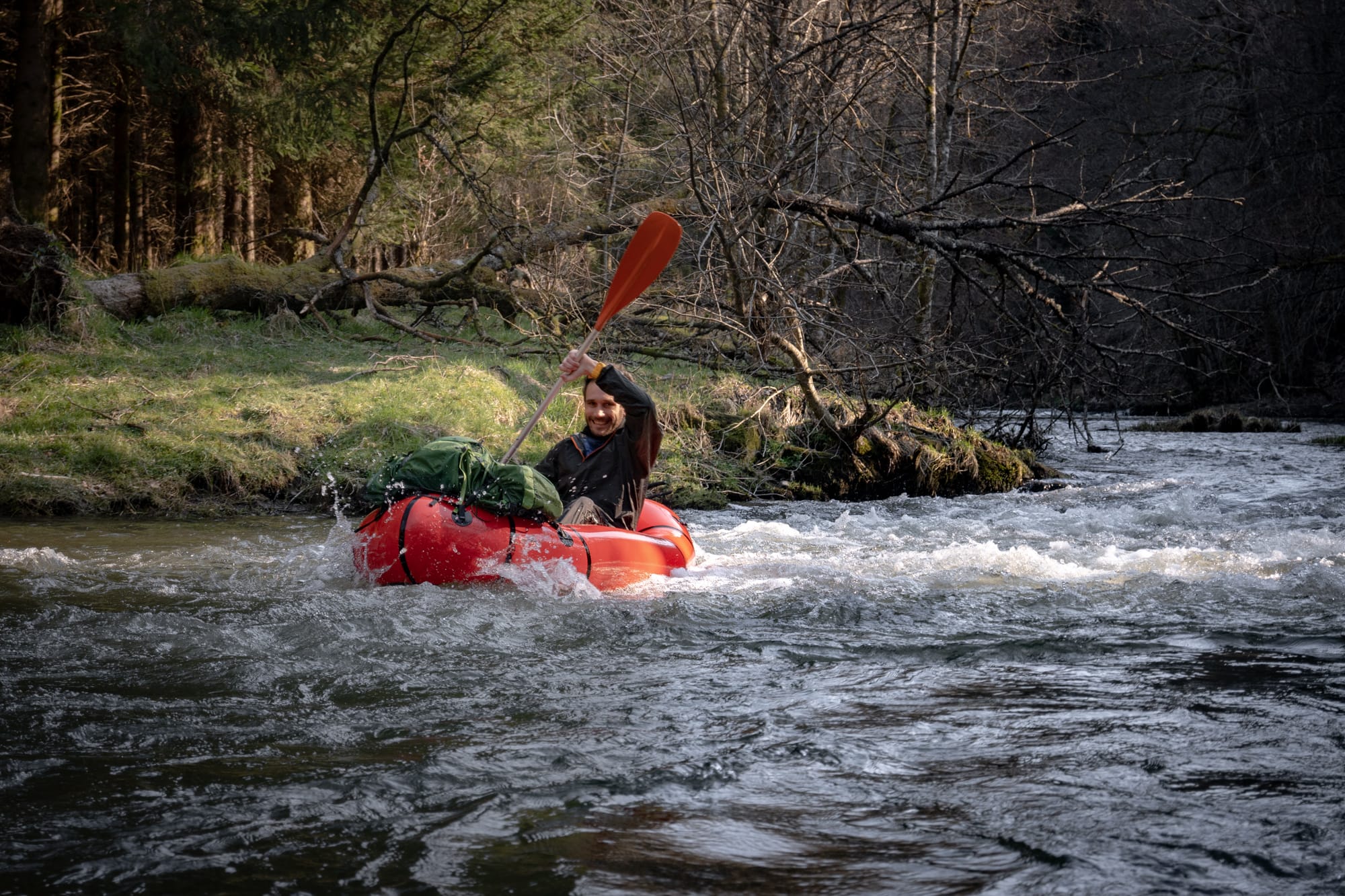 Packraft sur l'Ourthe orientale