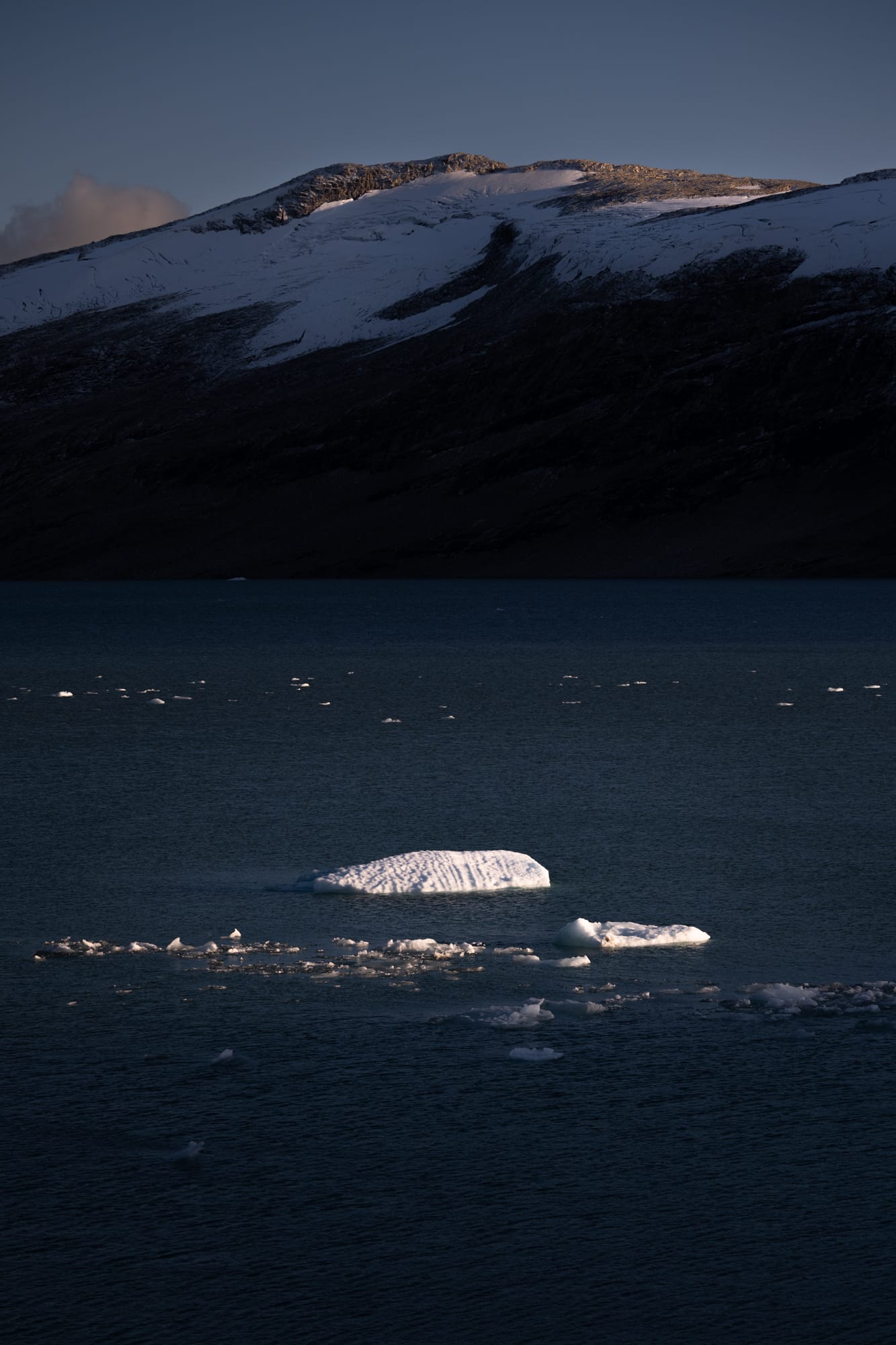 Crépuscule sur le Styggevatnet