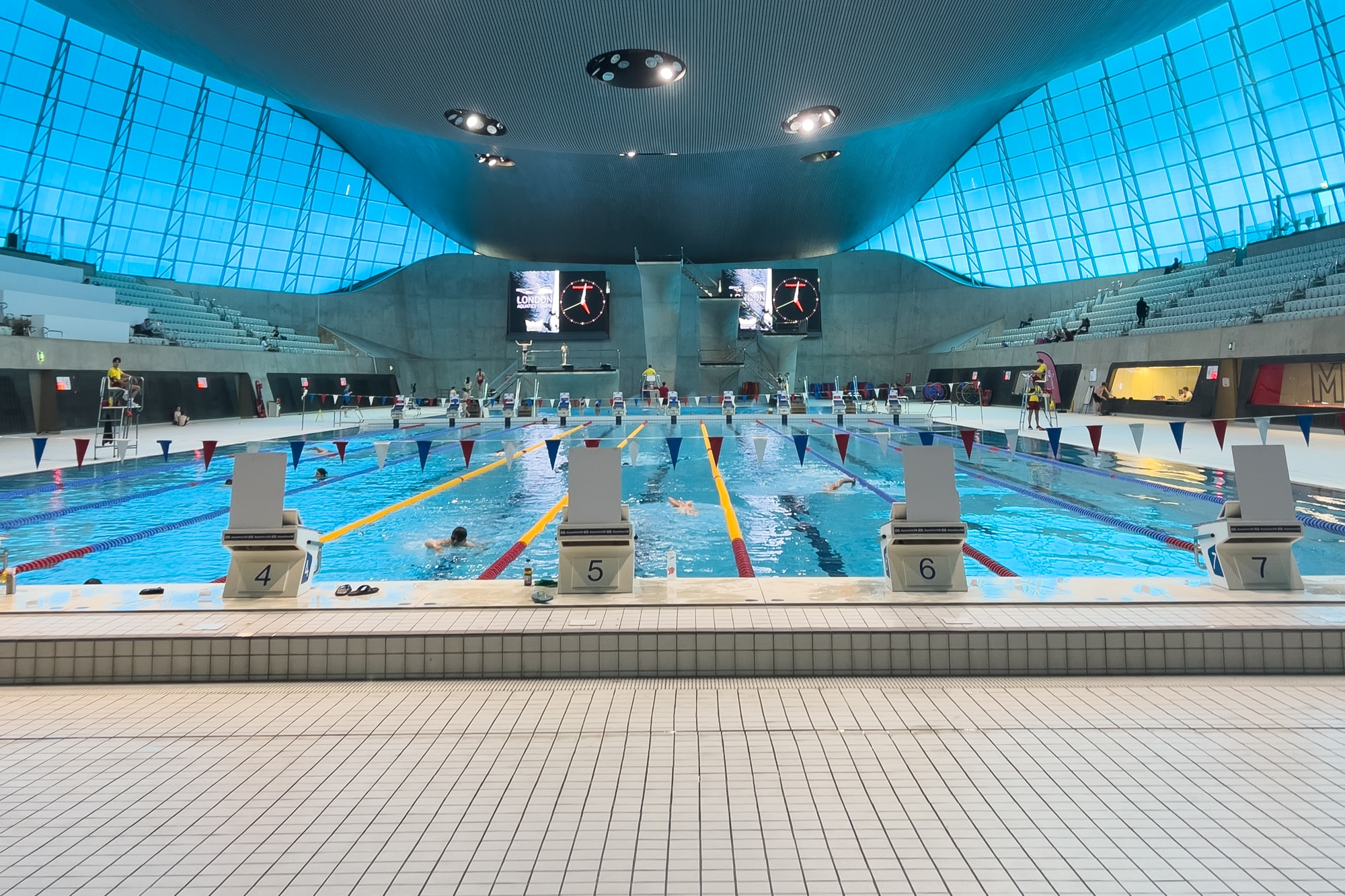 Oser l'Angleterre : piscine olympique à Londres